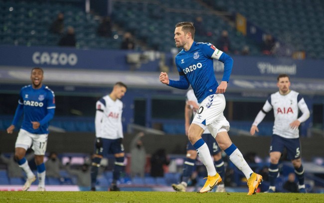 這一舉動迅 這一舉動迅